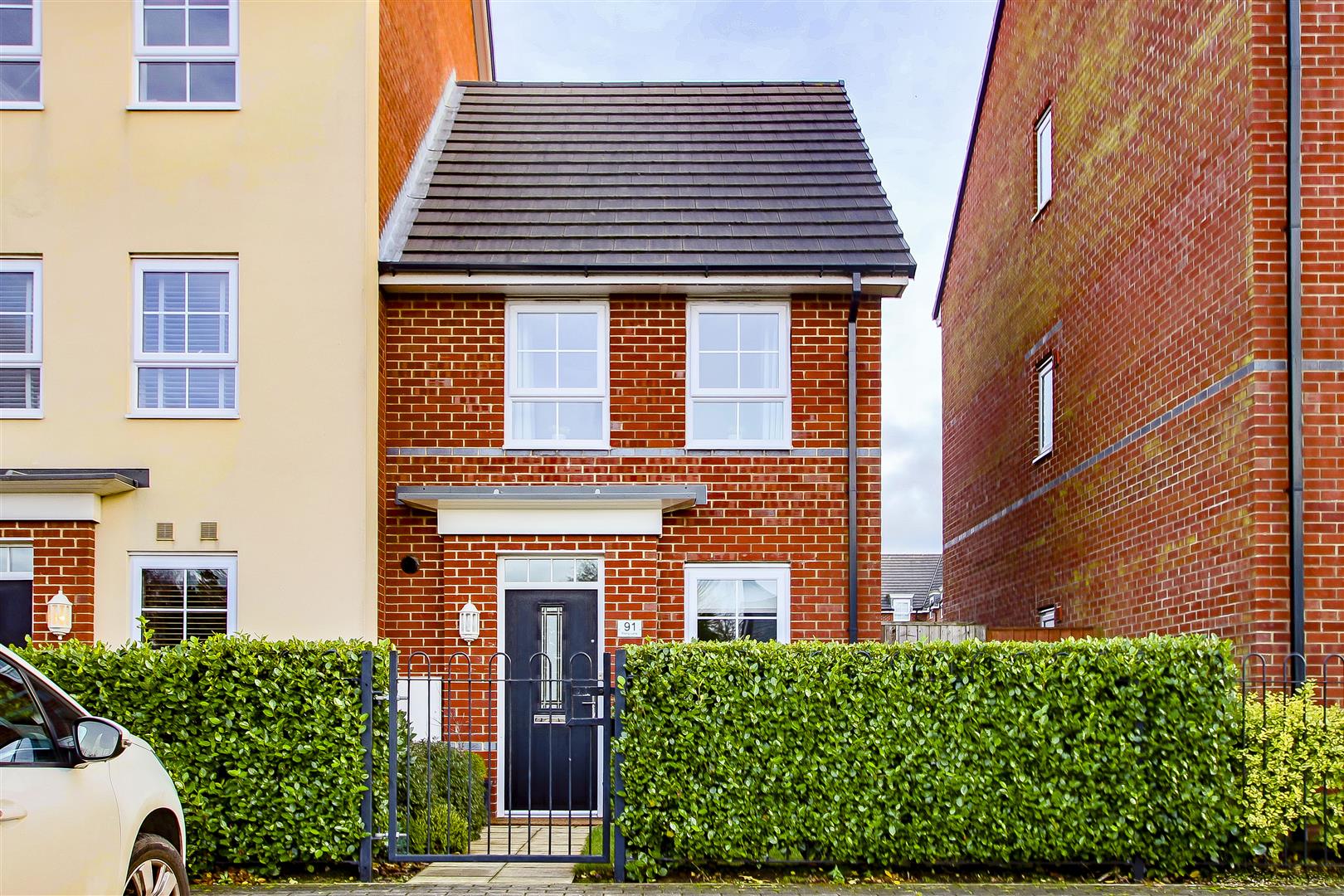 2 Bed House For Sale - Main Image
